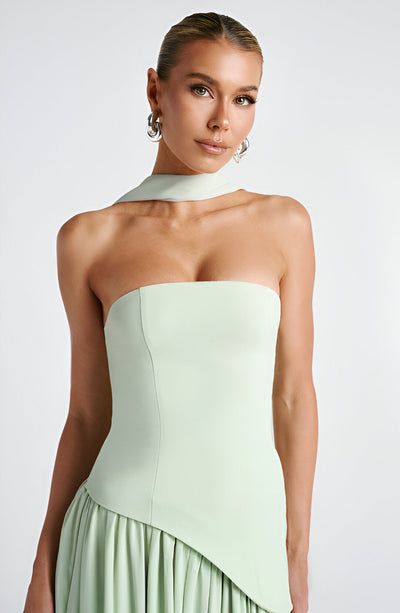 Lunaria™ Elegant Contrast Maxi Dress