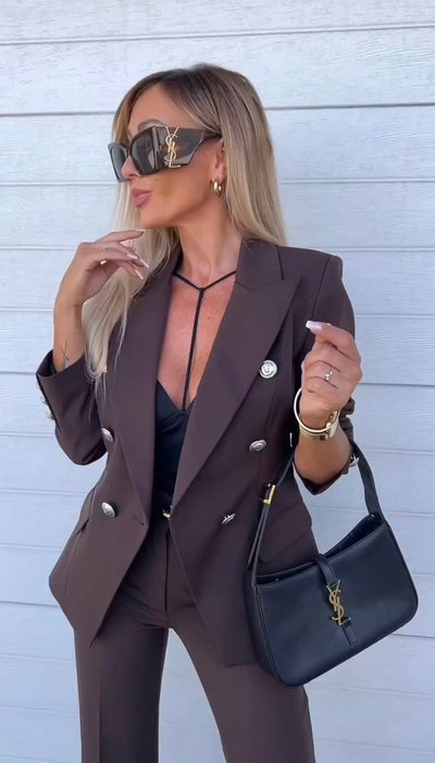 Elegantra™ – Tijdloze Klasse Voor Elke Gelegenheid