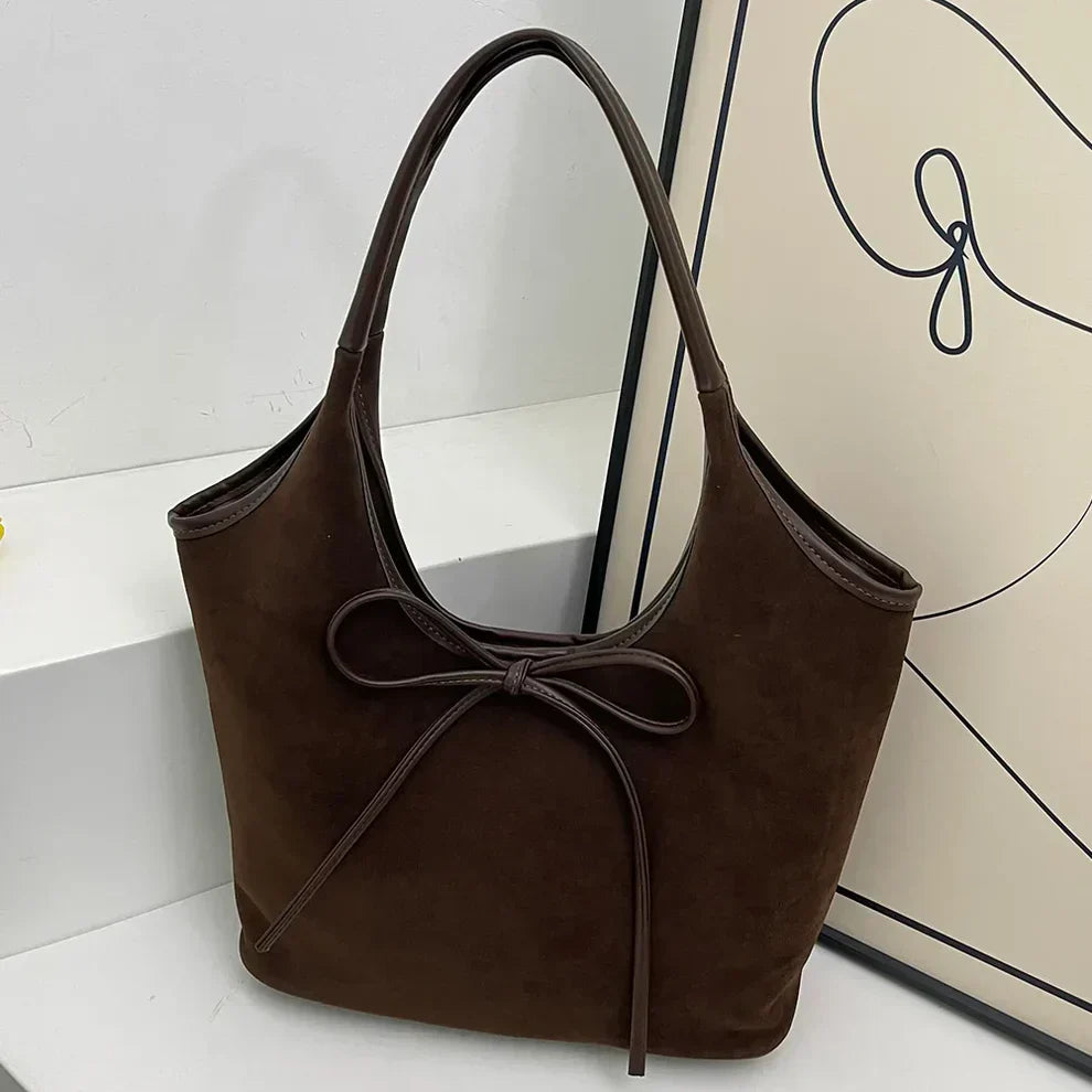 Lumiere Luxe™ – Timeless Elegance in a Handbag